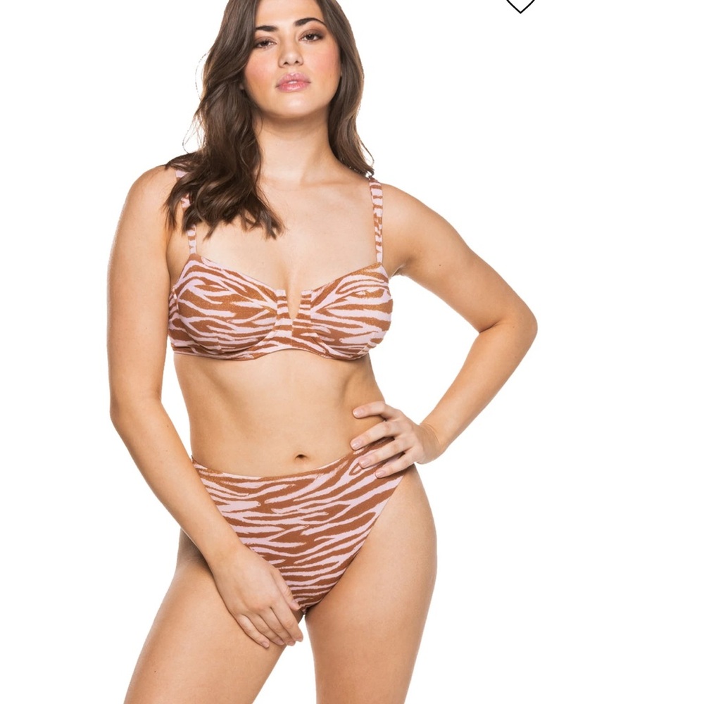 MAX swim